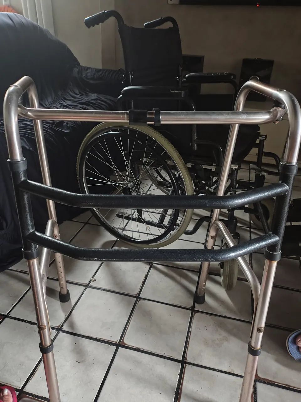 Vendo um anda já em perfeito estado de conservação 
