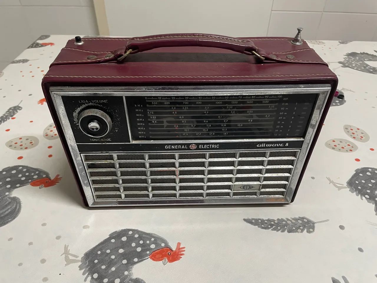 Rádio GE portátil 