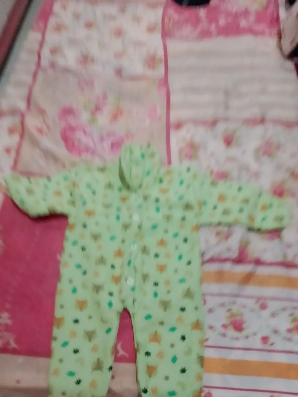 Três Macacão para bebe  - Foto 4