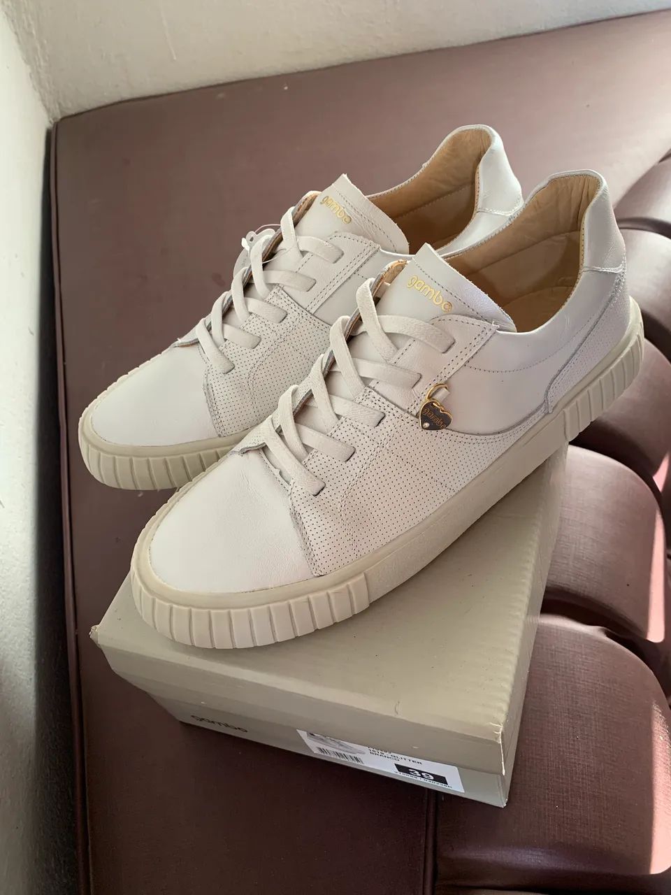 Tênis Branco Gambo - Foto 2