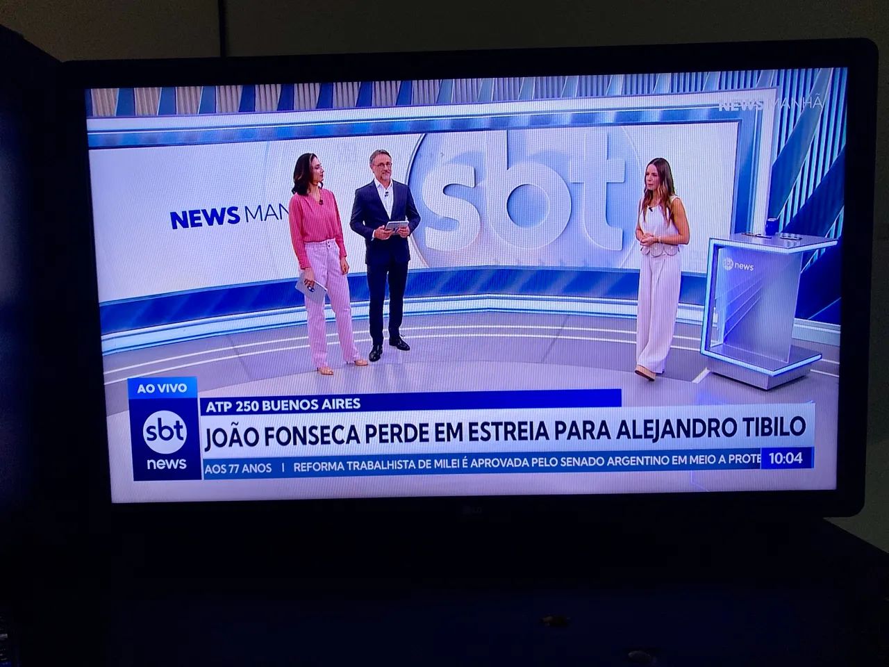 TV LG 32 - Smart 32LM621CBSB - Completa com 2 controles