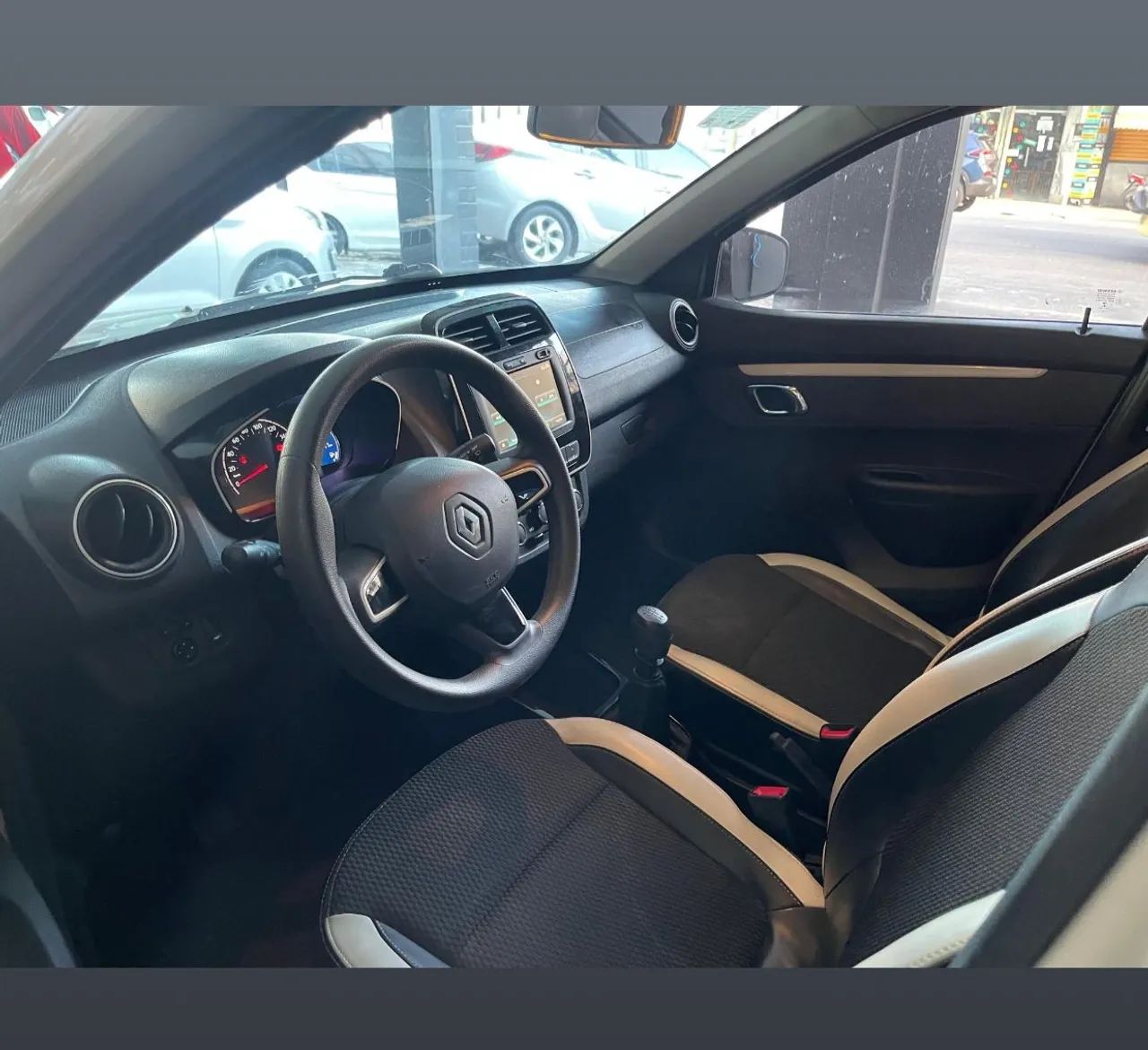 Renault Kwid Intense 1.0 Flex 12V 5P Mec. 2018 - Foto 5