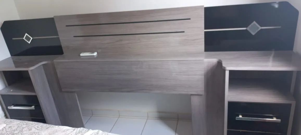 Vendo cabeceira semi-nova 