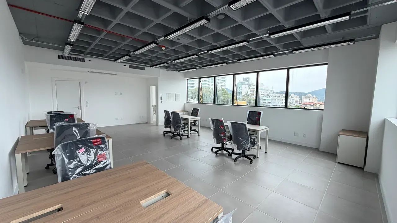 Sala comercial mobiliada e pronta para uso no Base 401, 6º andar do Techno Towers, na SC-4 - Foto 4