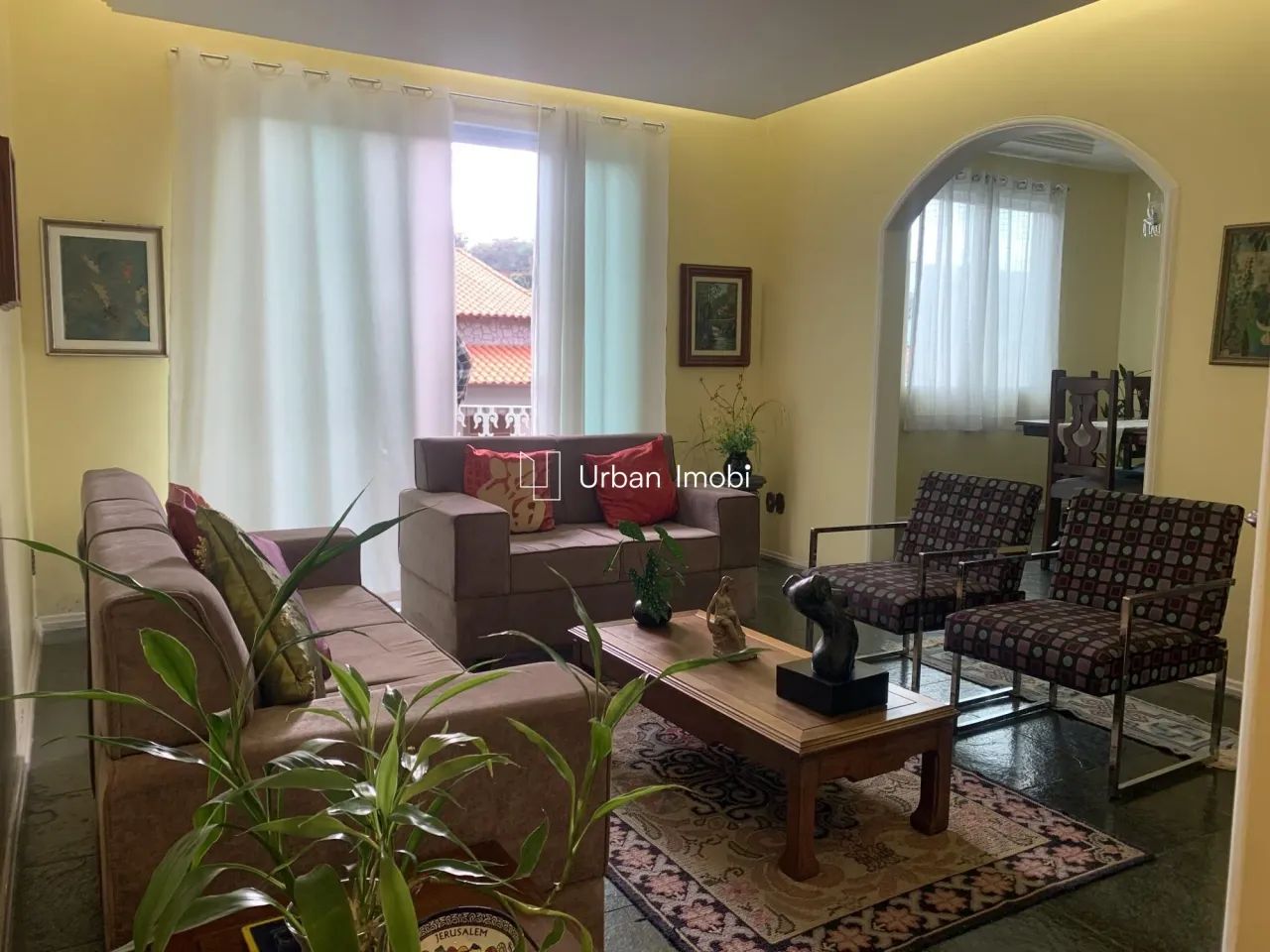Apartamento Tipo Casa com Andar Exclusivo, 3 Quartos e Garagem