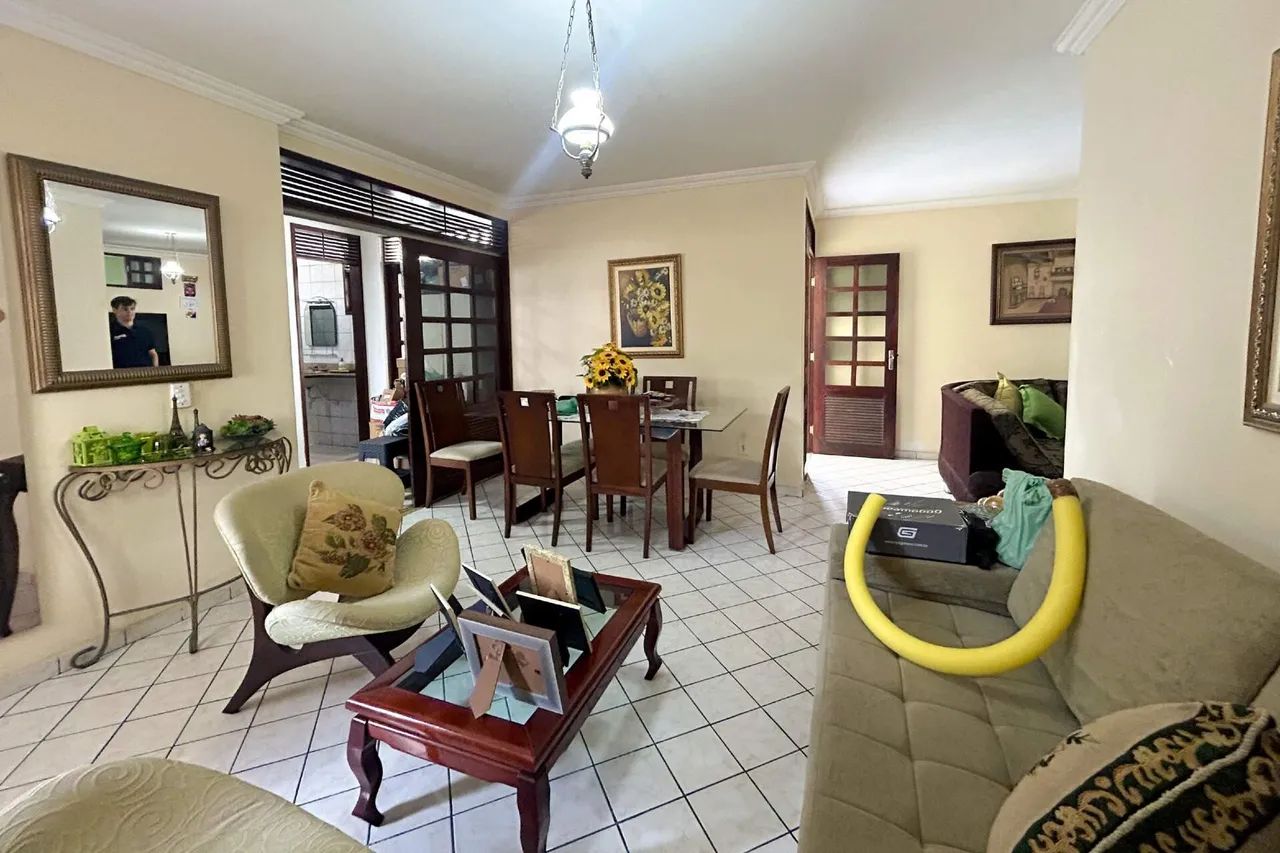 Casa Térrea com Localização Privilegiada em Capim Macio - Terreno 600m² - Foto 4