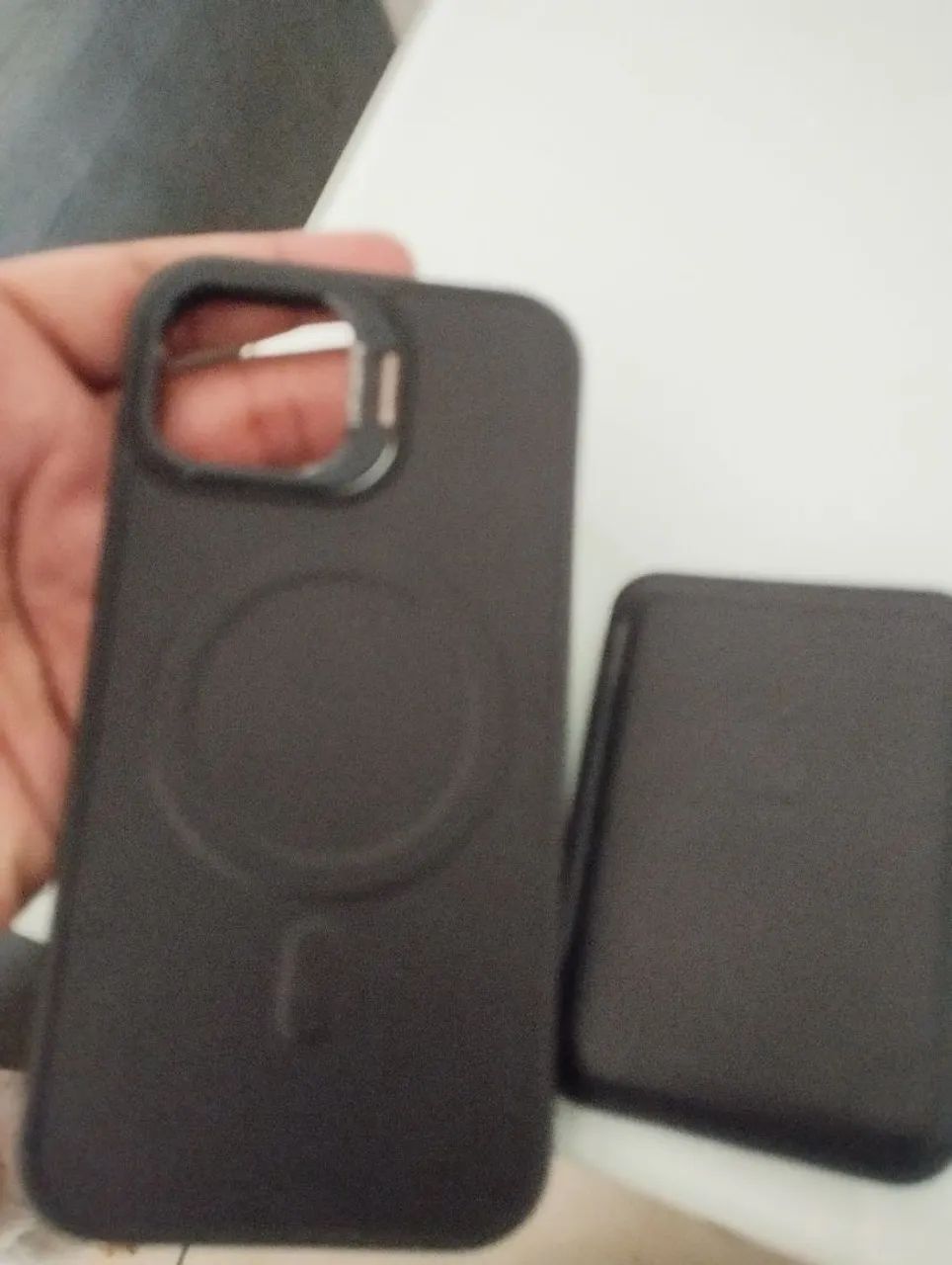 CAPA DE COURO IPHONE 12/12 PRO - Foto 4