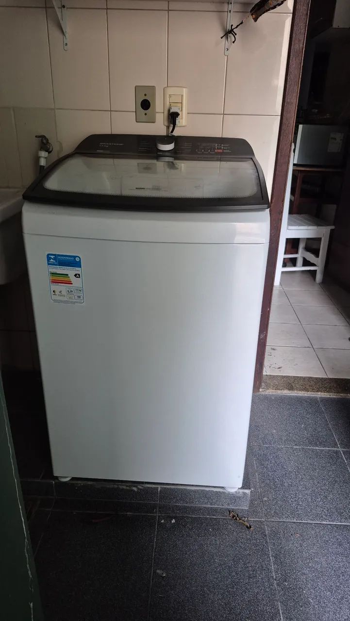 Máquina de lavar Brastemp Smart Sensor 14kg automática 