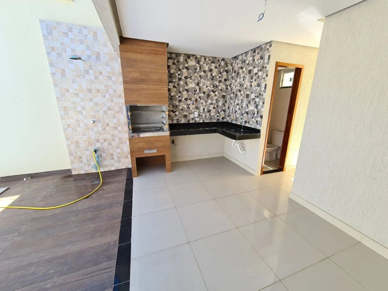 ALUGA-SE casa com piscina no Paraíso  - Foto 4