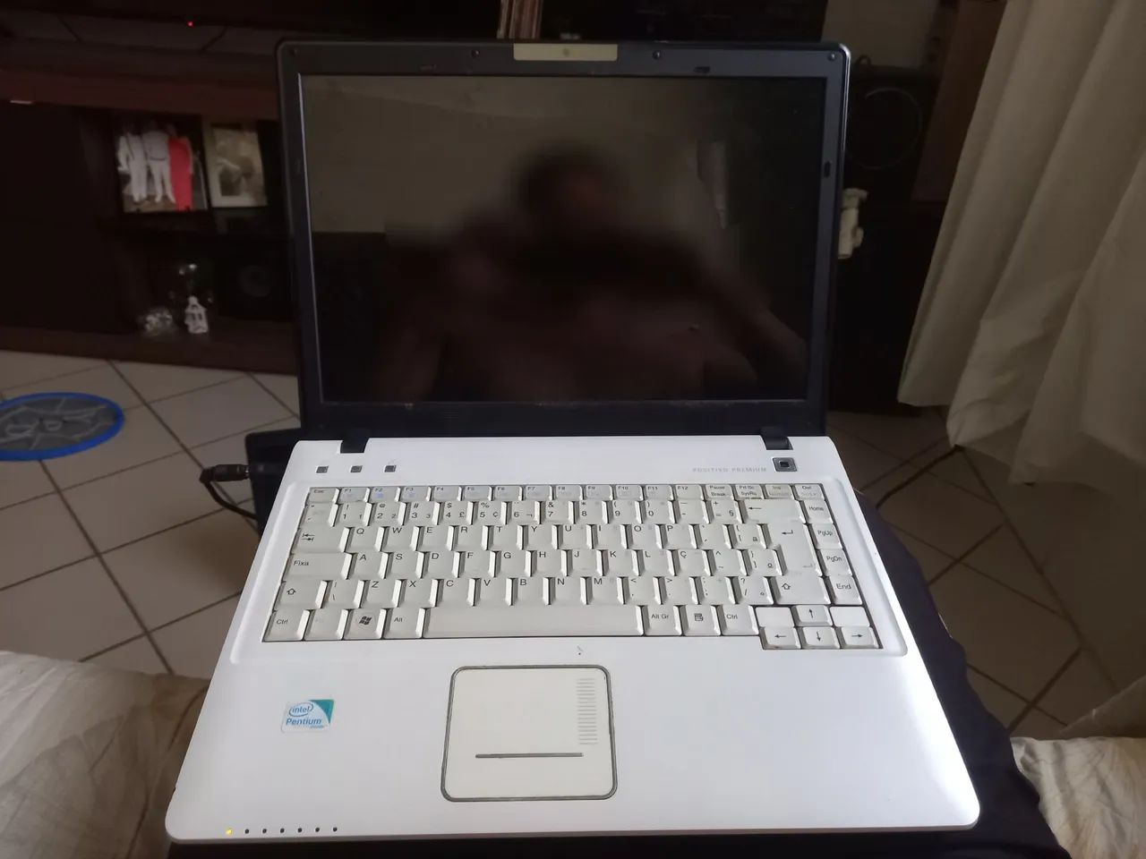 Notebook para conserto ou retirada de peças - Foto 2