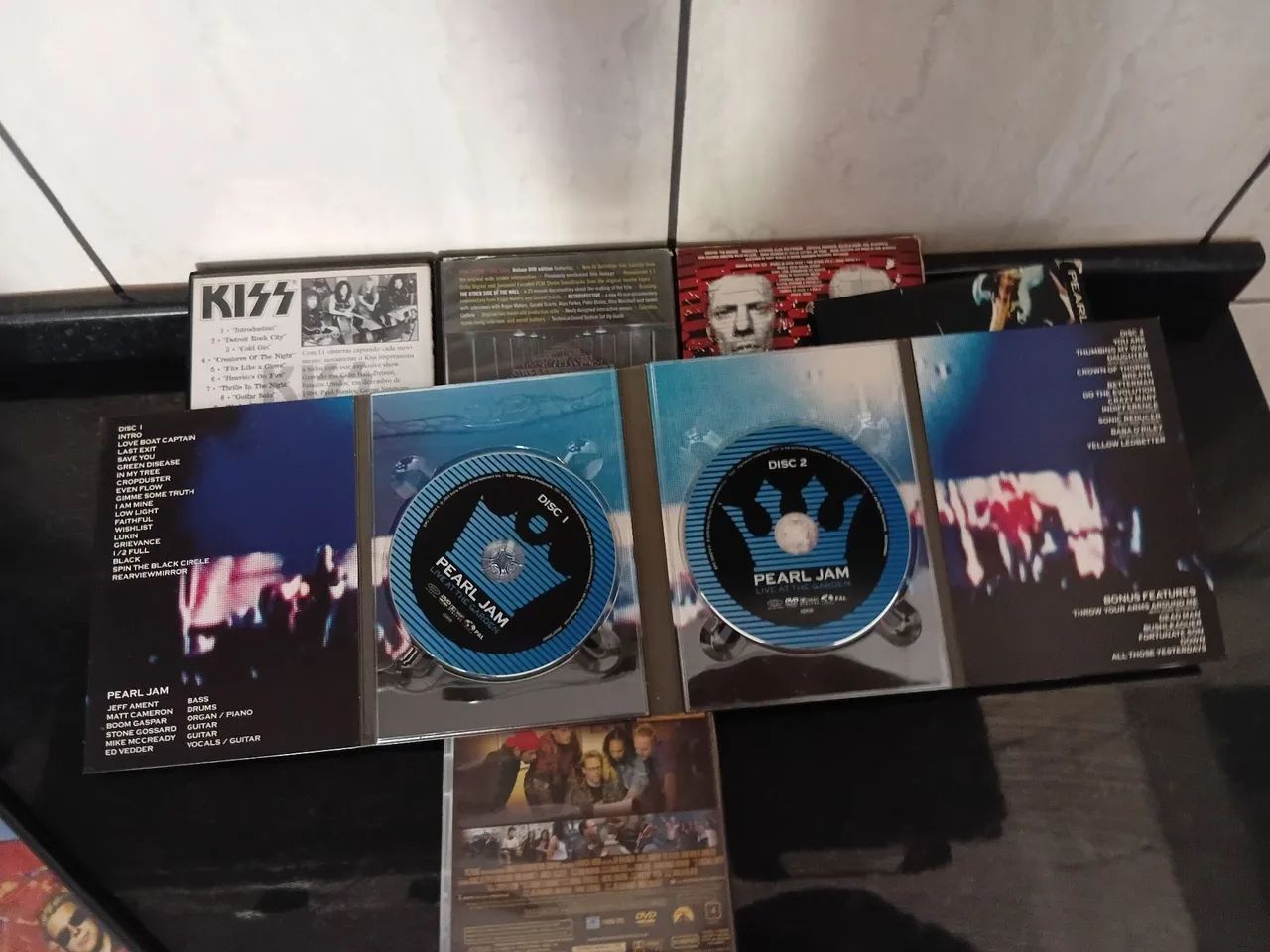 Lote de DVDs de rock alguns duplos - Foto 2