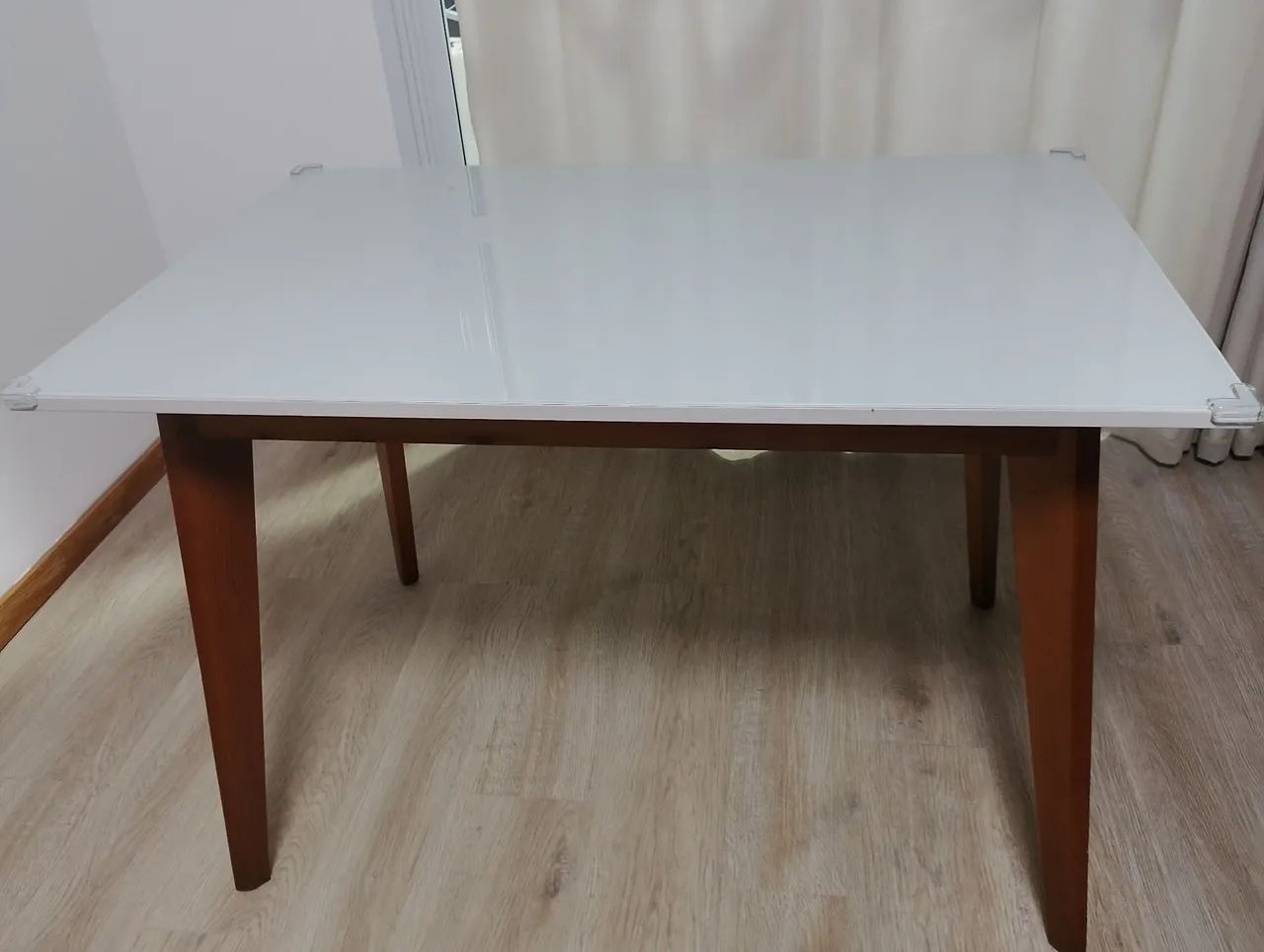 Vendo mesa maciça 