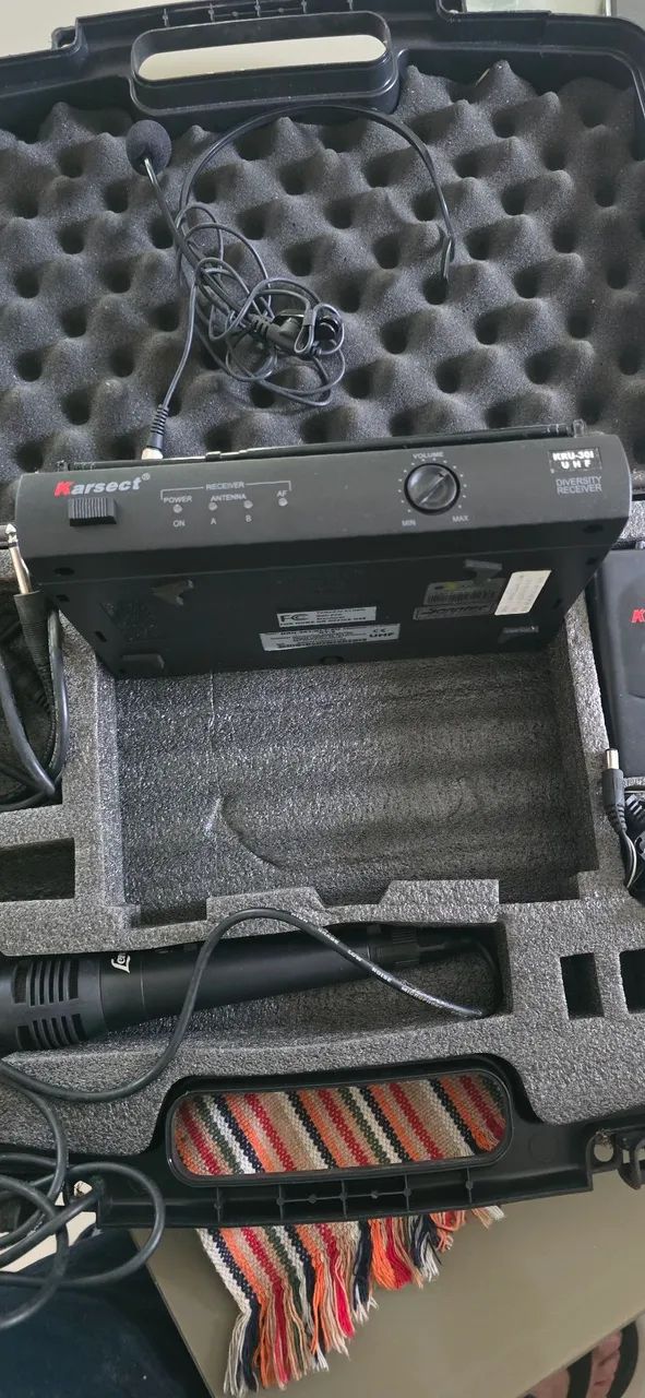 Micro fone sem fio karsect