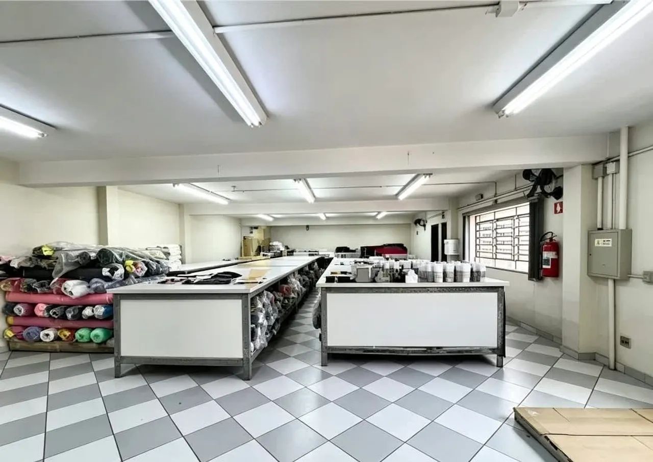 Casa comercial na Rua Guerino Giovani Leardini, 206  675 m² - Foto 5