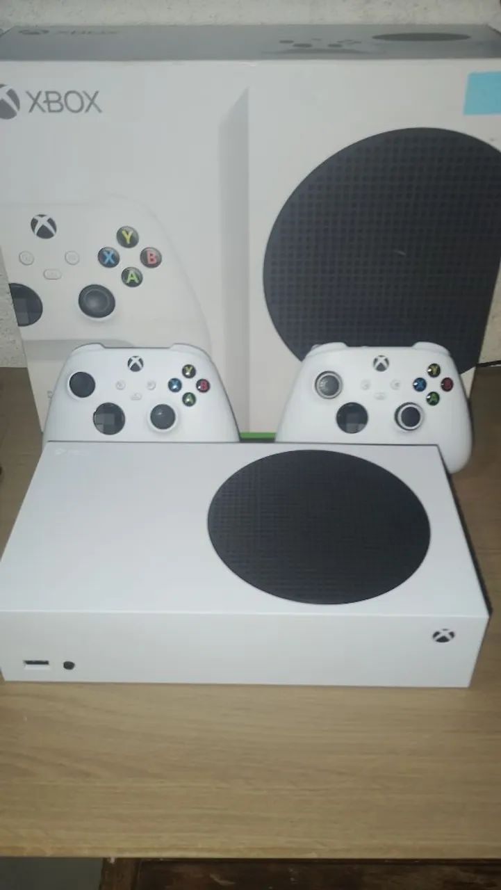 Xbox série s com 2 controle 