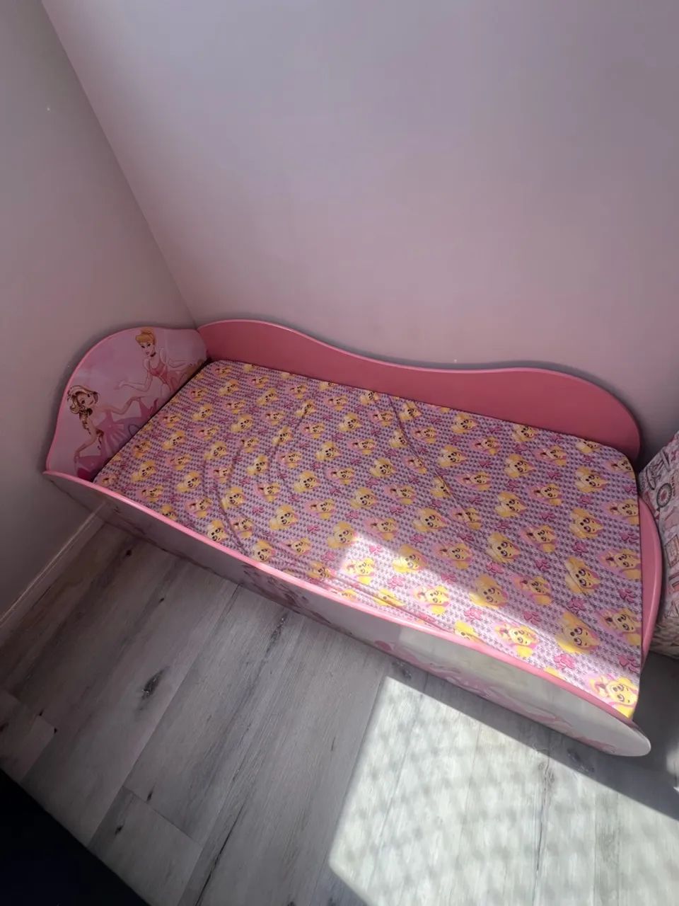 Mini cama princesa com colchão e lençol  - Foto 3