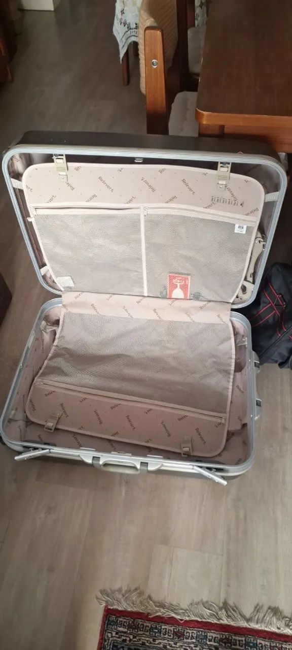 Mala de viagem japonês forte
