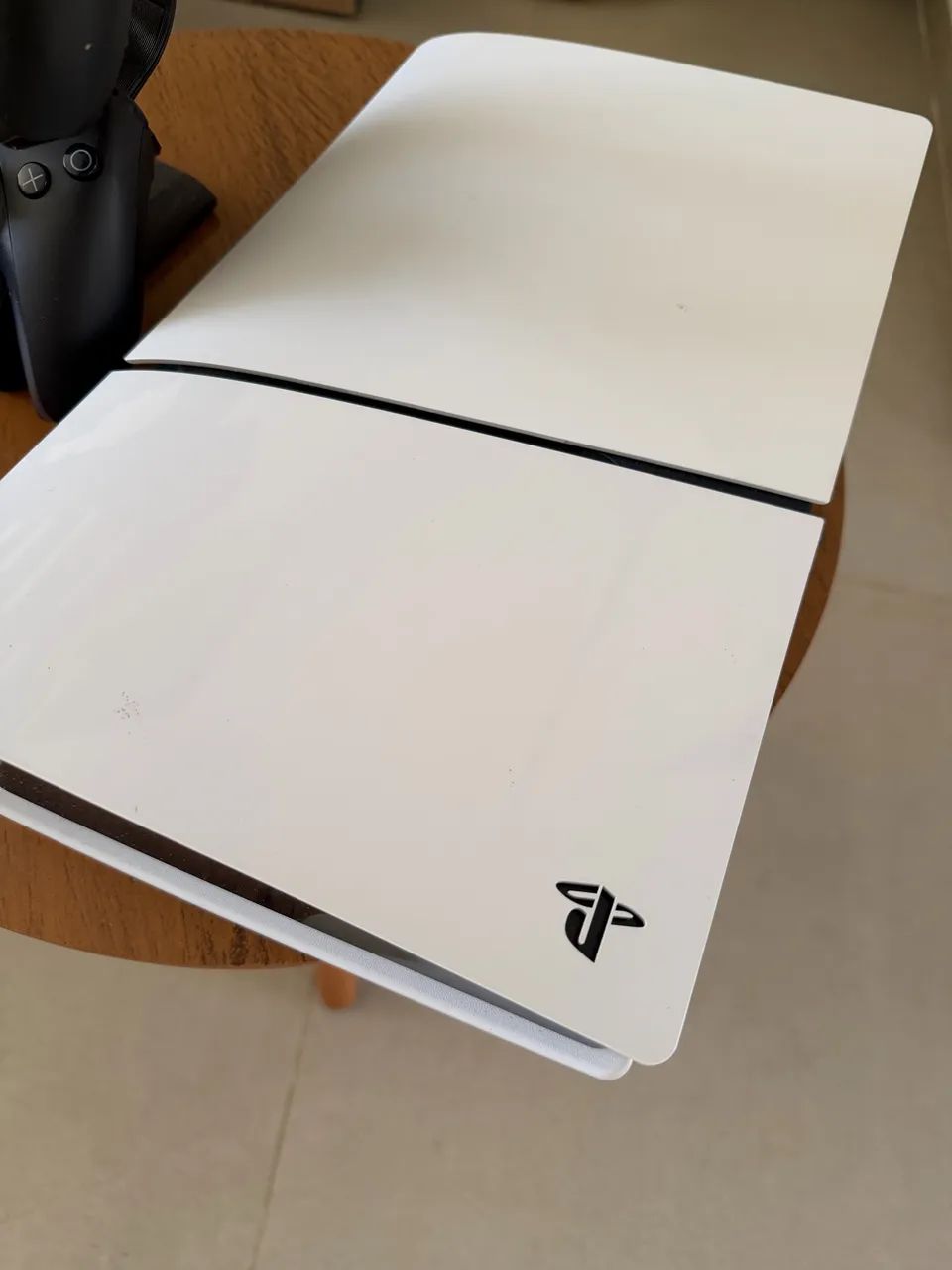 PS5 Slim mídia digital com 2 controles - Foto 4