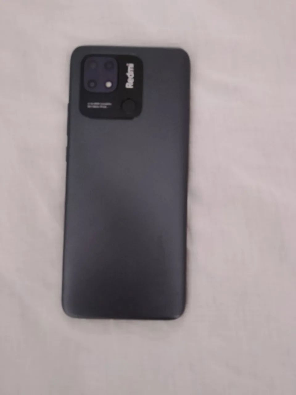 Vendo celular redmi 10c  bateria trocada valor R$ 350,00
