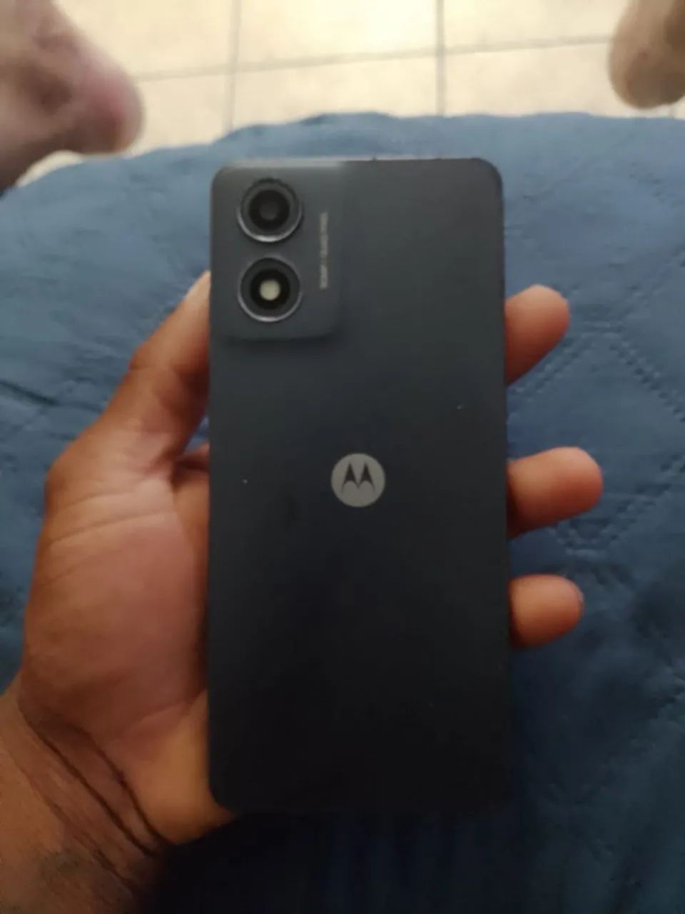 Celular semi novo moto 04s - Foto 3