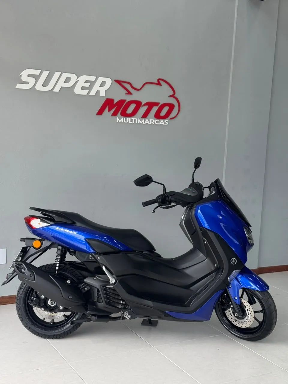 NMAX Connected 160 ABS - Foto 4