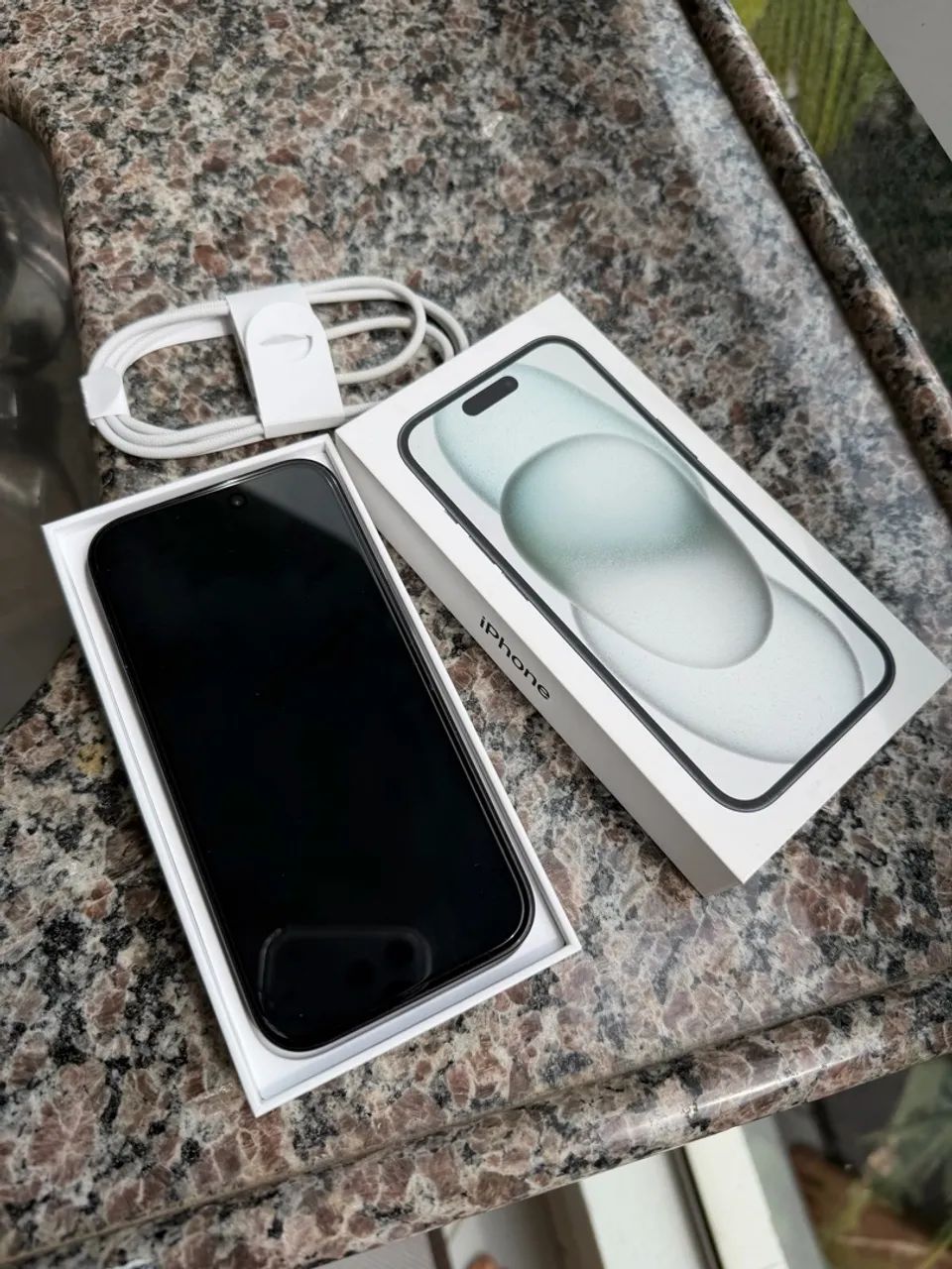 IPhone 15 - 256gb 