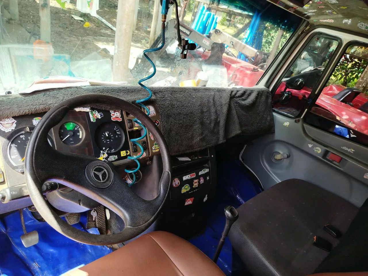 Mercedes bez 710 - Foto 3