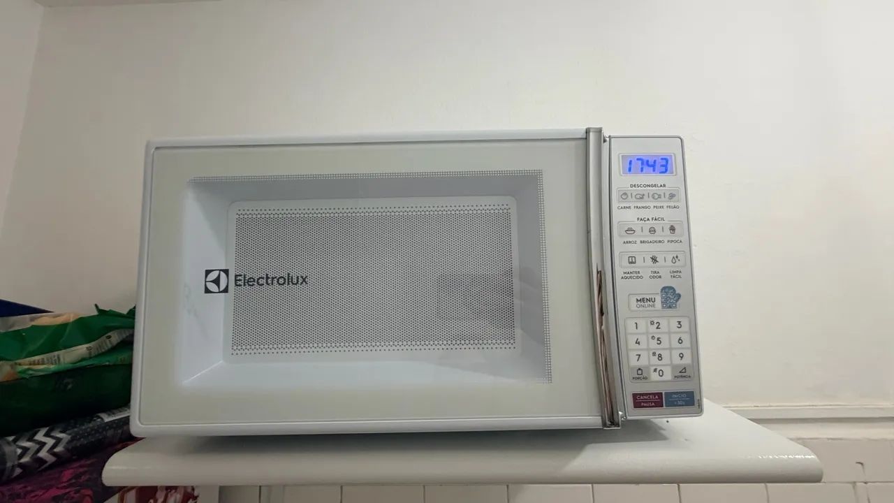 Micro-ondas de Bancada Electrolux Branco 27L MB37R