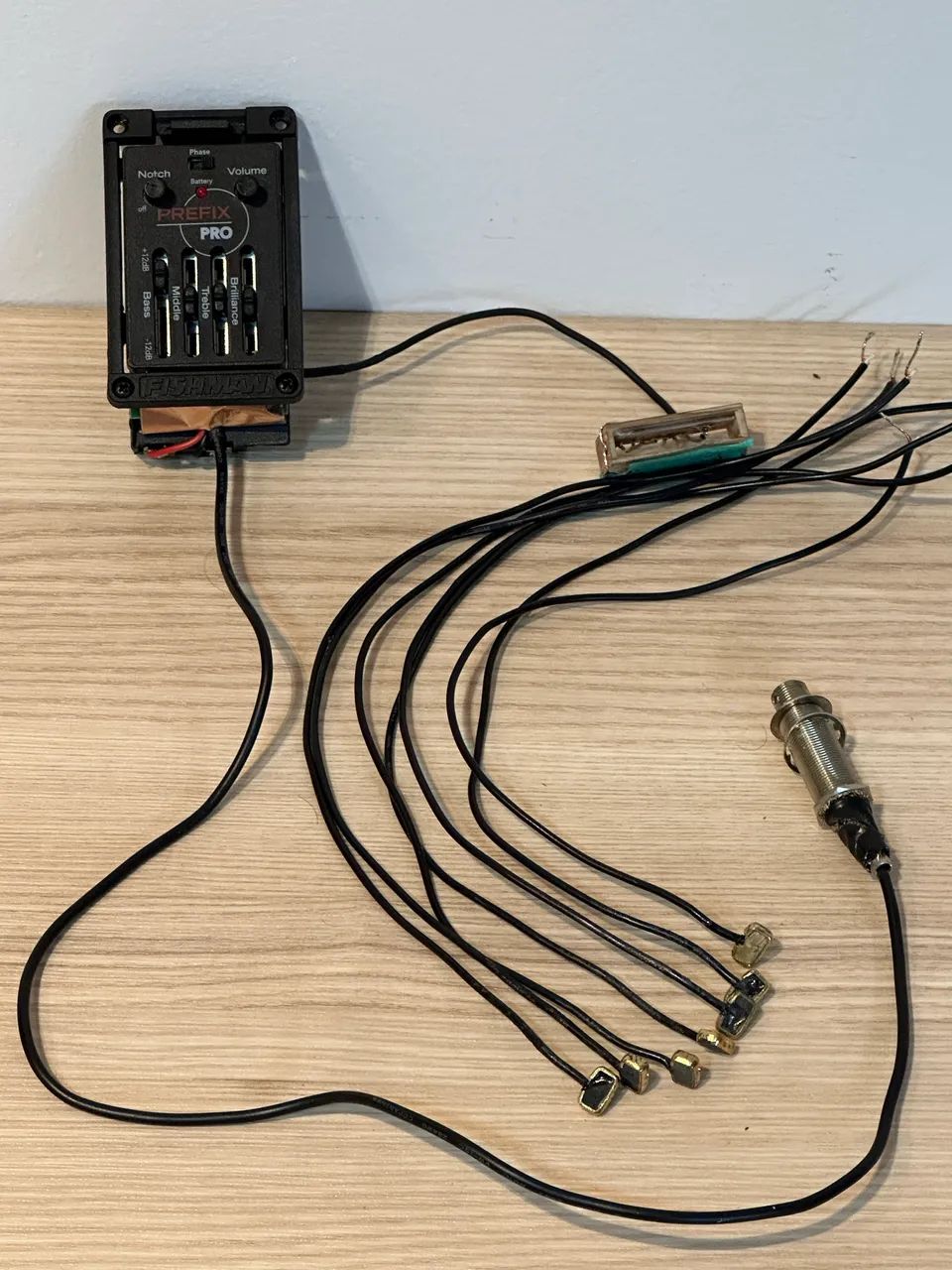 7 Captadores Caimbé + PreAmp Fishman Prefix Pro