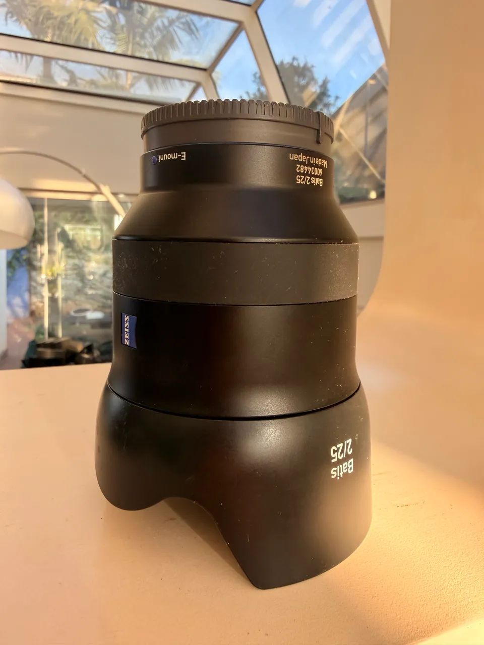 Lente Zeiss Batis 25mm F2 ( Full Frame) E-mount SONY - Foto 2