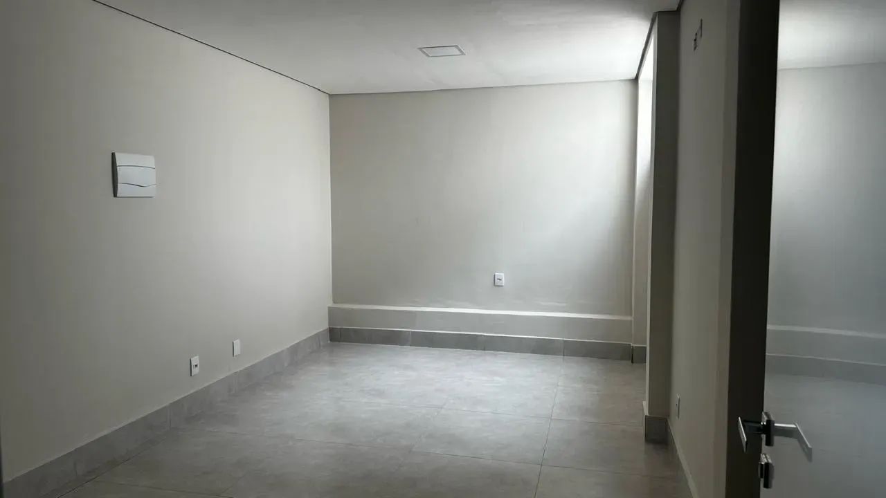 VÁRIAS SALAS DISPONÍVEIS, REGIÃO AV. CPA E MIGUEL SUTIL, DE 20m2 A 50 m2, CENTRO EMPRESARI - Foto 4