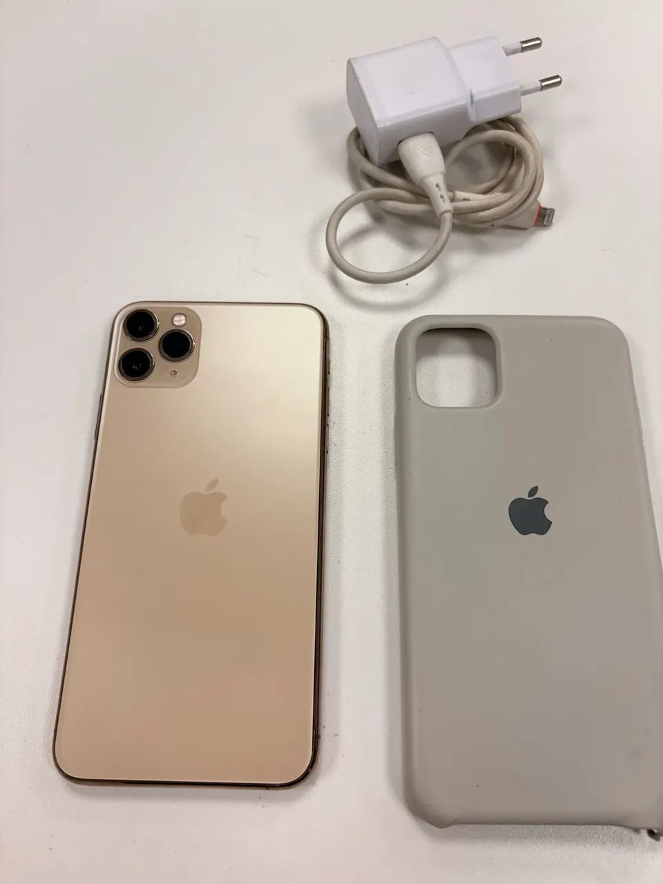 Iphone 11 Pro Max Dourado em perfeito estado com Entrega Grátis!  - Foto 5