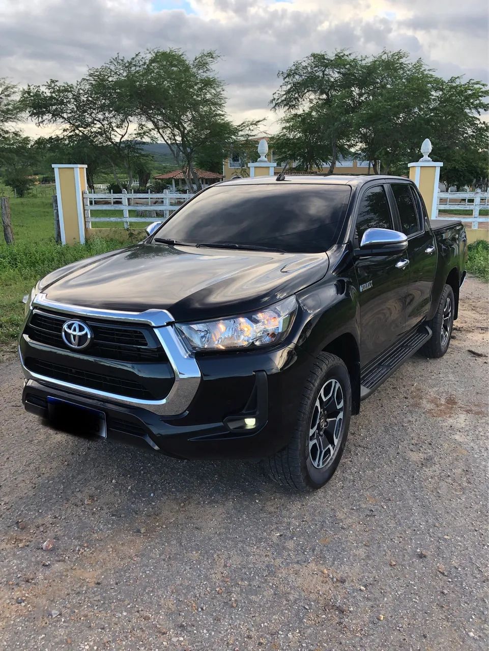 Toyota Hilux 2023