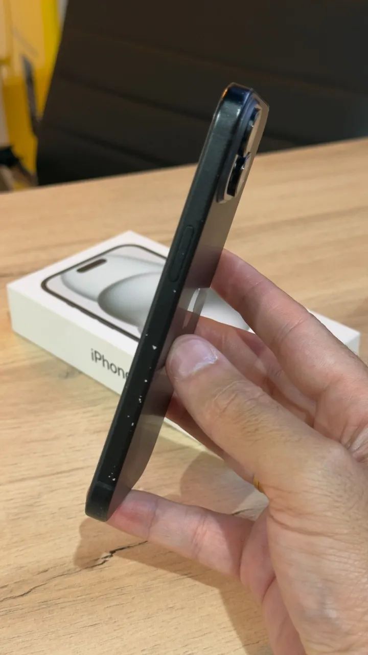 iPhone 15 256GB Black - Saúde da bateria 88%! Loja física! 90 dias de garantia! Até 18x  - Foto 6