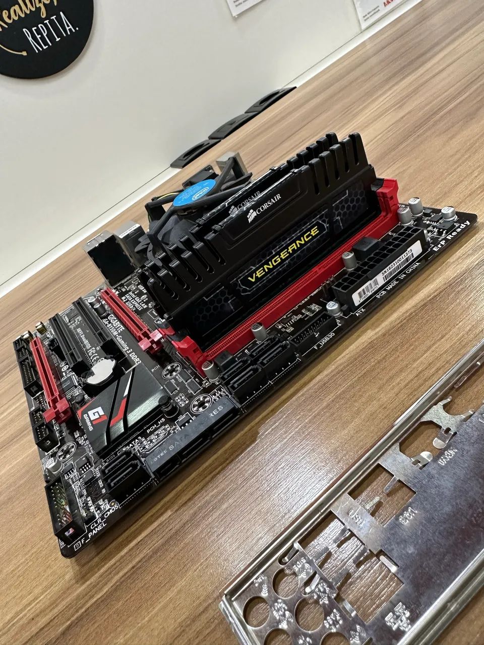 Kit Placa Mãe + i5 7a + 16gb ram - Foto 2