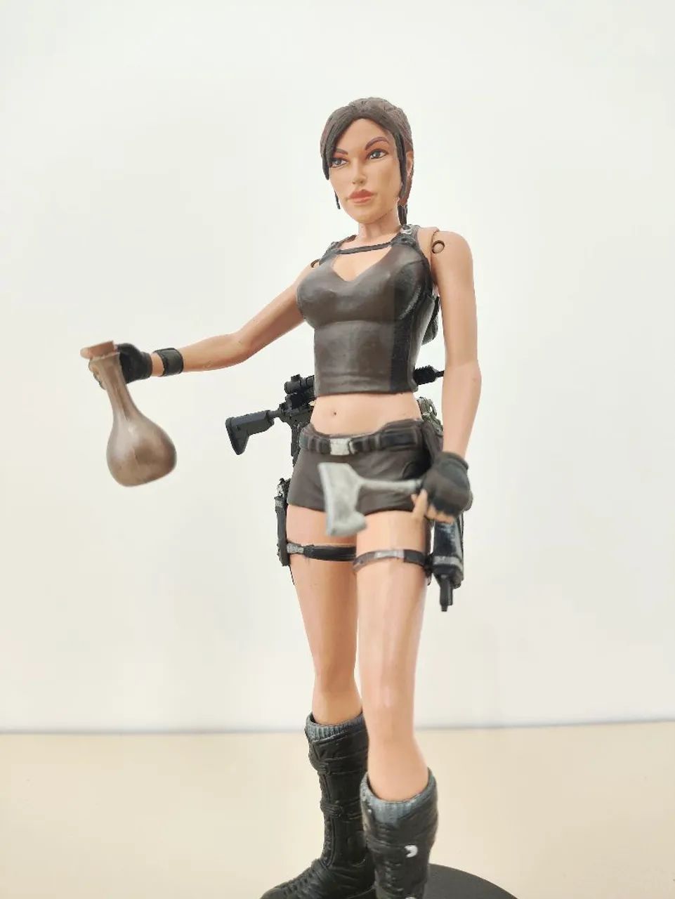 Lara Croft Tomb Raider Neca - Foto 4