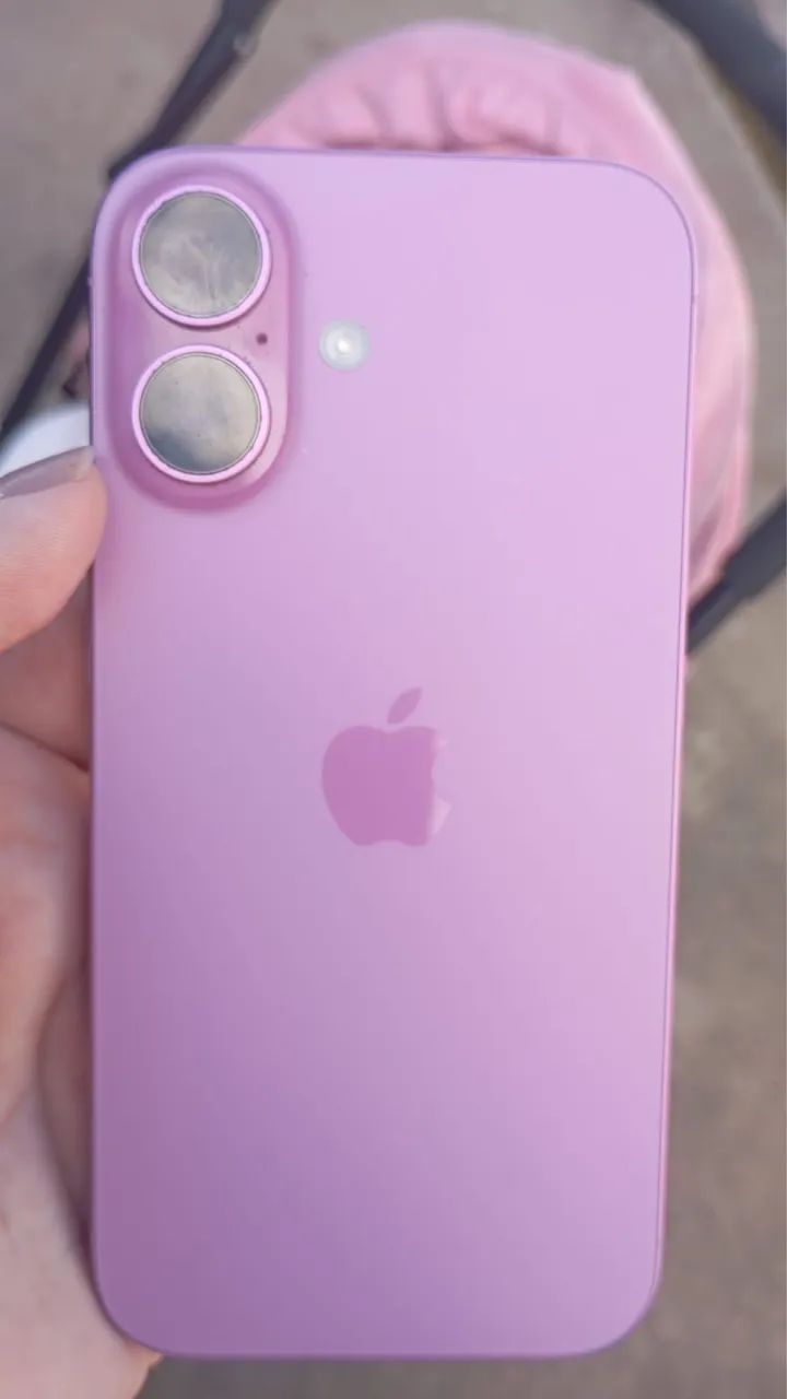 iPhone 16,128Gb - Foto 3