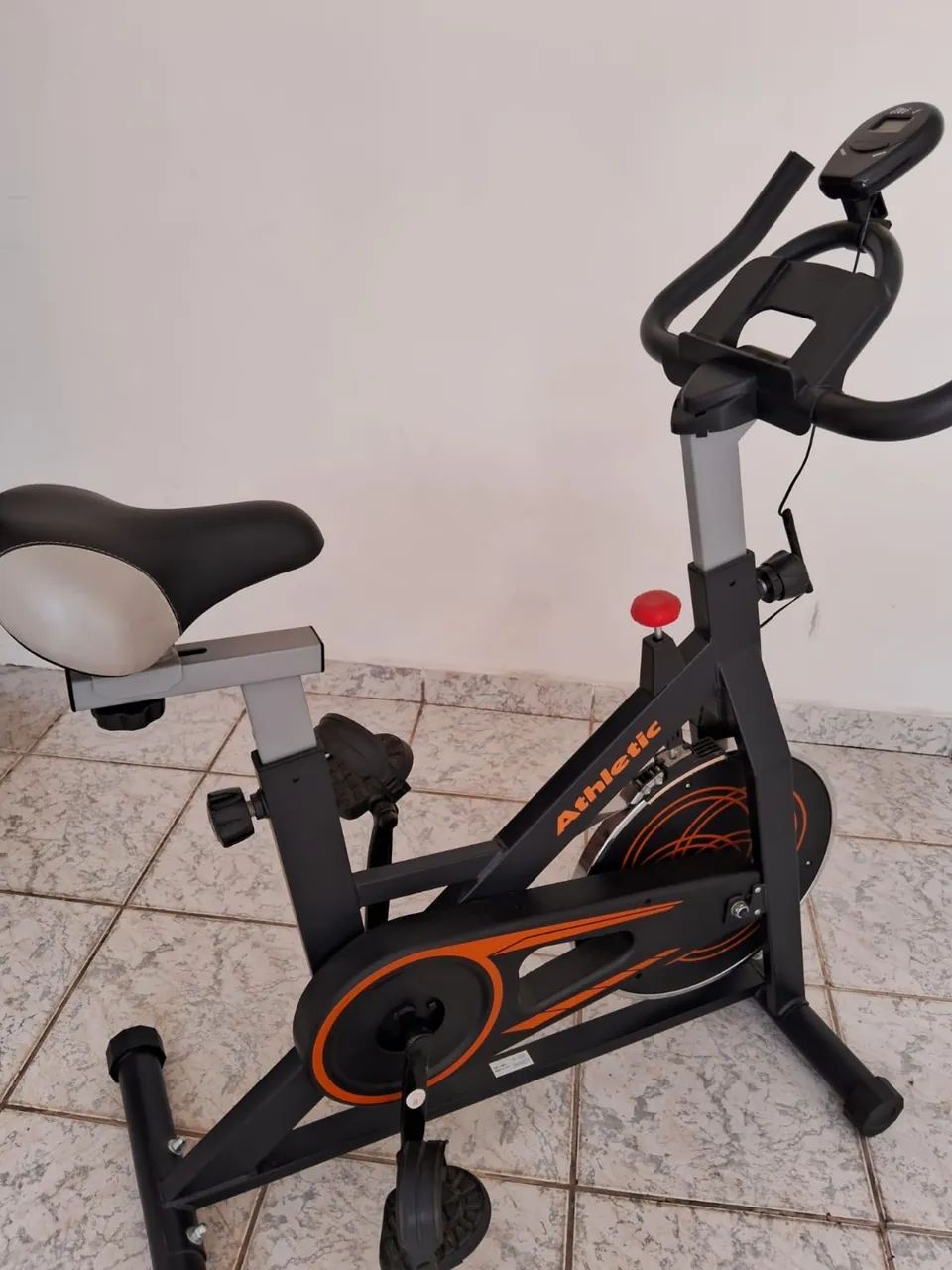 Bicicleta Ergométrica de Academia 