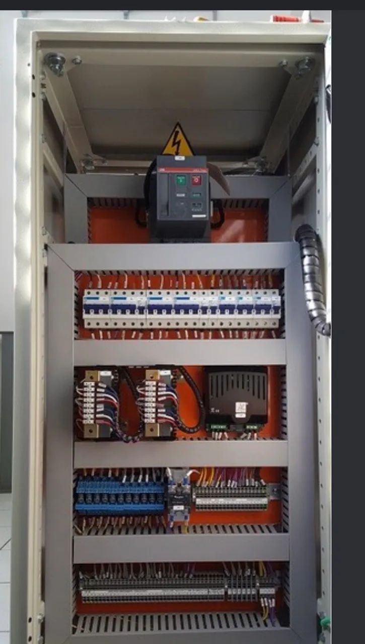 Eletricista de Manutenção 