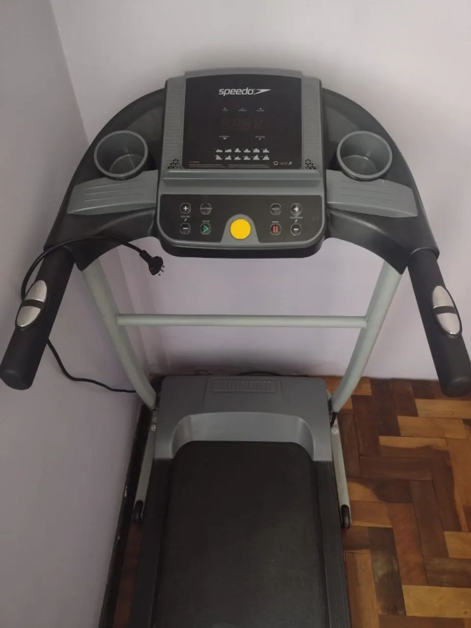 Esteira Speedo TR2 conservada e funcionando bem - Foto 4