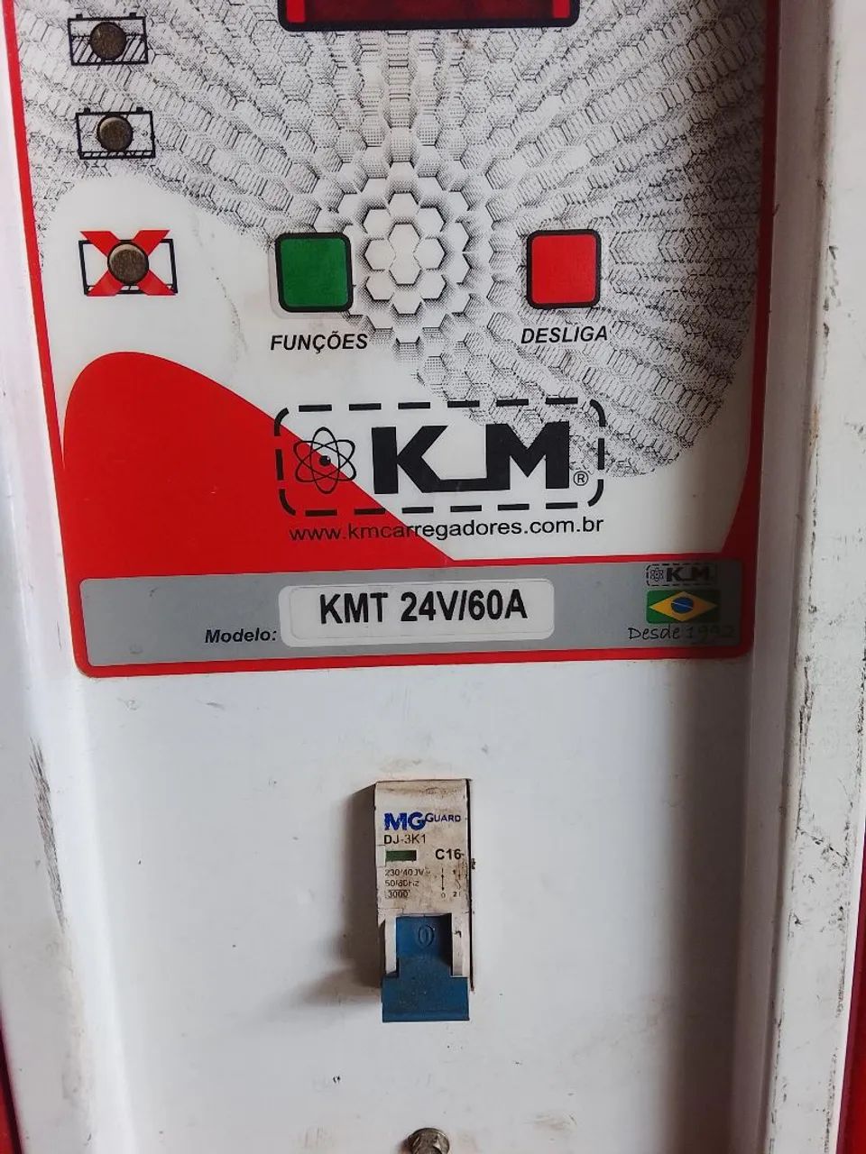 Vendo Carregador de bateria KM 24/60 - Foto 2