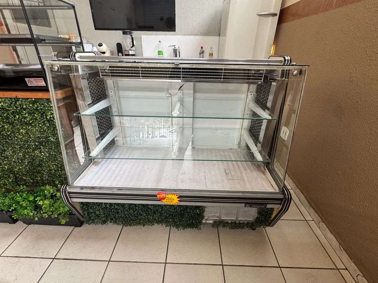 Balcão expositor refrigerado