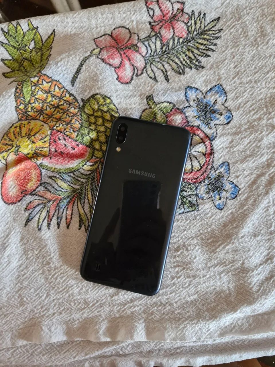 Sansung M10 em boas condições de uso
