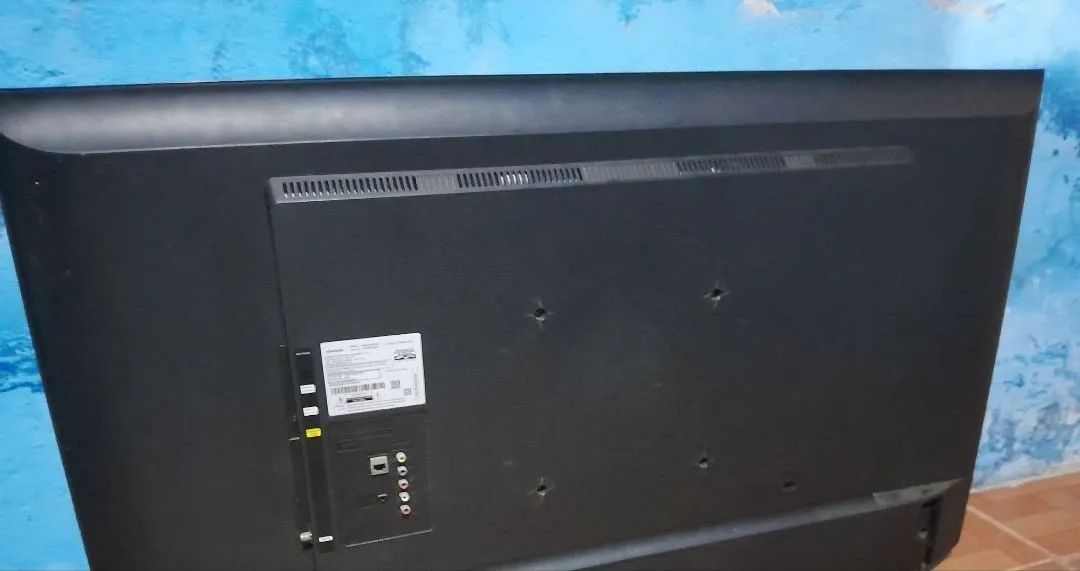 Tv Smart Samsung 49 COM DEFEITO - Foto 2