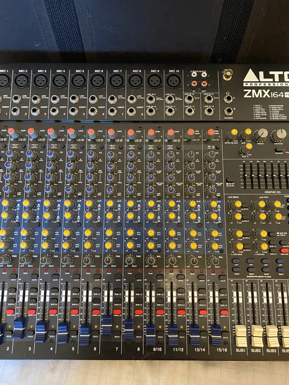 Mesa de Som Mixer Alto ZMX 164 FX USB Analógica - Instrumentos