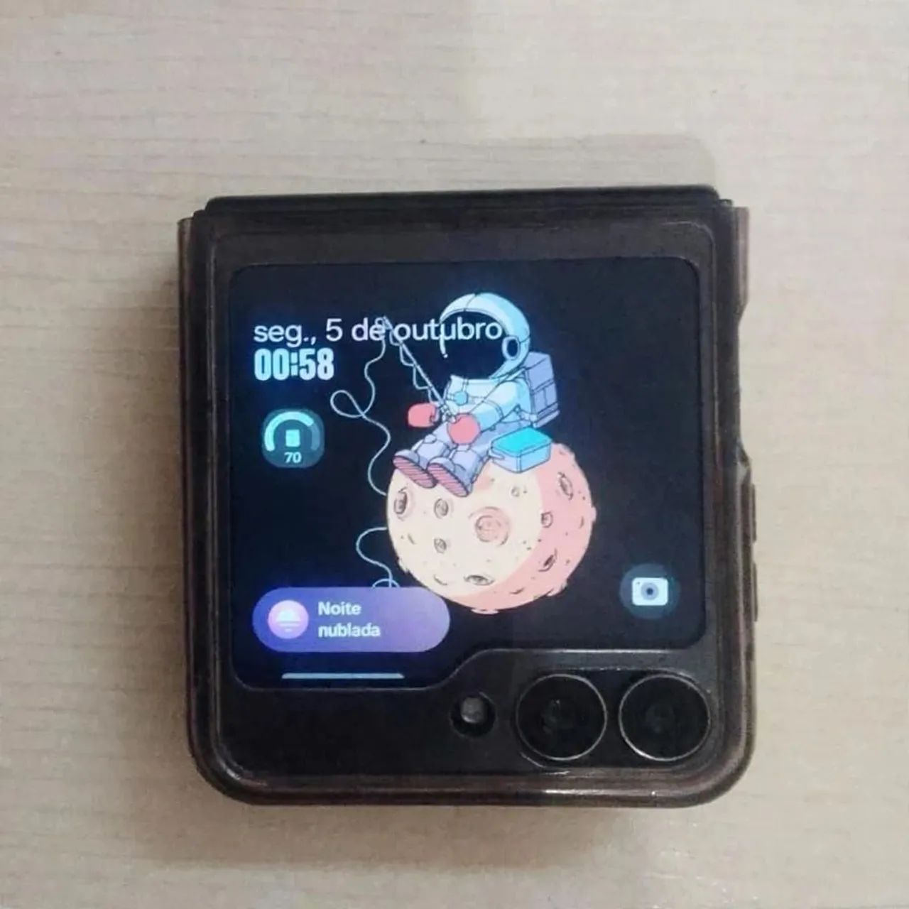 Samsung Galaxy Z Flip 7fe - Foto 4