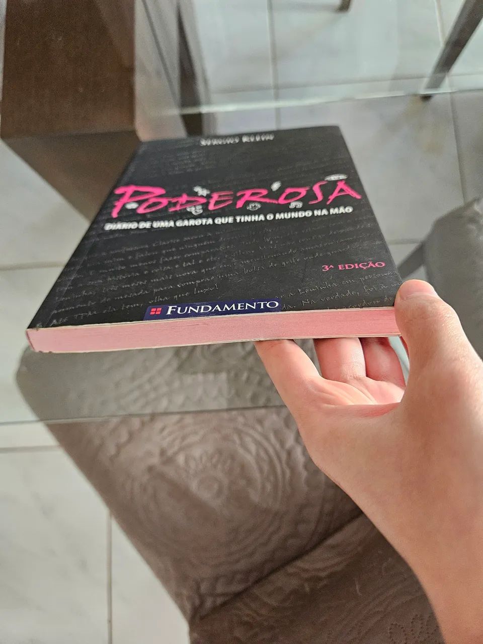 Livro juvenil Poderosa de Sérgio Klein - Foto 4
