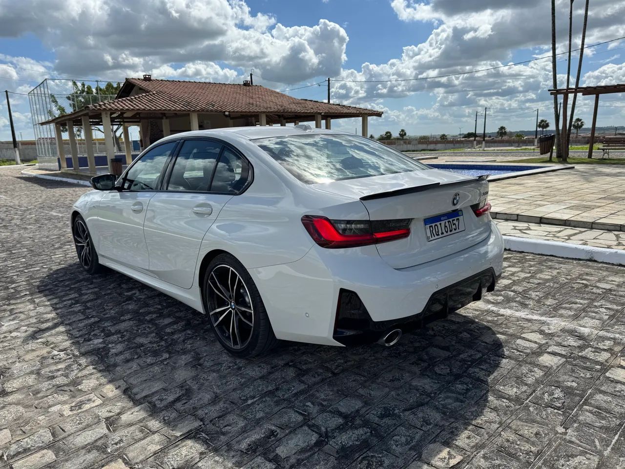 BMW 320I A 2.0 TB M Sport Activeflex 16V 4P 2024