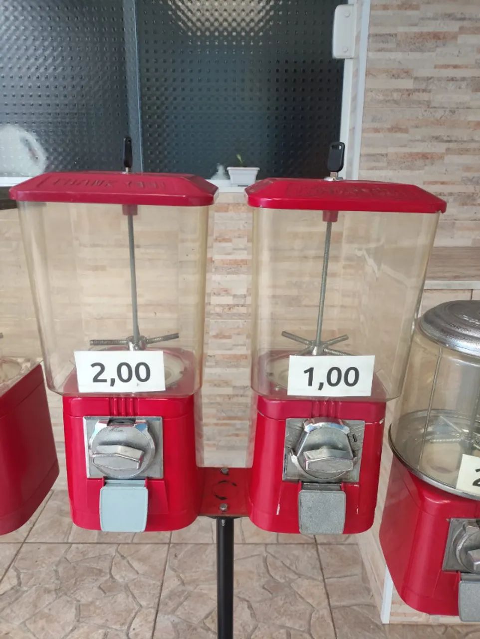 20 máquinas de bolinha (vending machine) - Foto 4