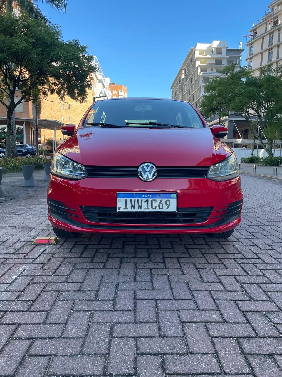 Volkswagen Fox Trendline 1.0 Flex 12V 5P 2016 - Foto 2